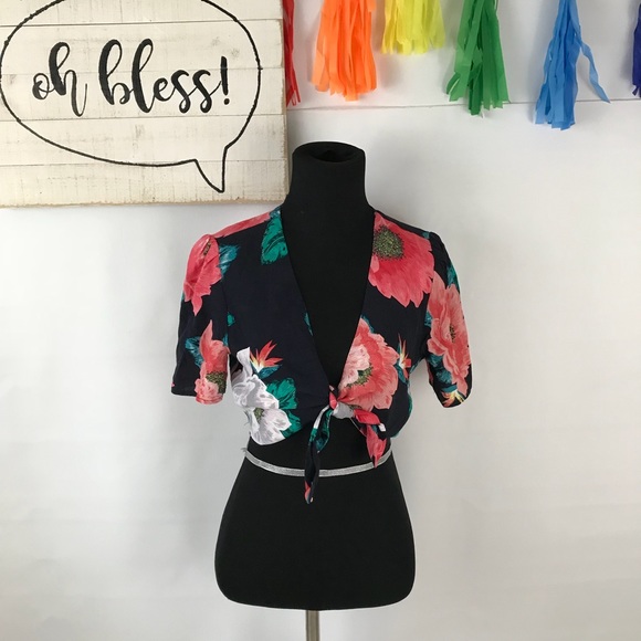 Zara floral crop top knot - Picture 2 of 5